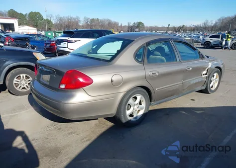 2002 Ford Taurus Se z USA, uszkodzony, nr VIN 1FAFP53U22A100637